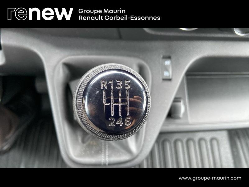 Photo 12 de l’annonce de RENAULT Master Fg VUL d’occasion à vendre à CORBEIL-ESSONNES