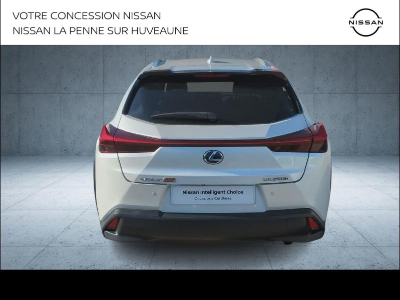 Photo 3 de l’annonce de LEXUS UX d’occasion à vendre à AUBAGNE