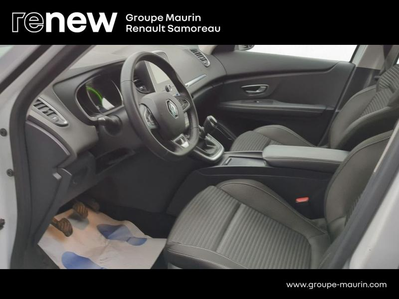 Photo 18 de l’annonce de RENAULT Grand Scenic d’occasion à vendre à SAMOREAU