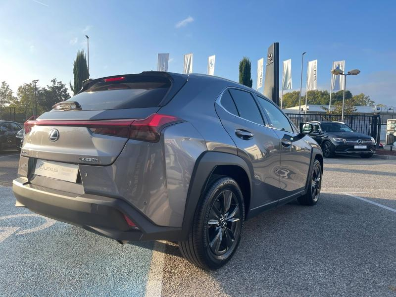 Photo 5 de l’annonce de LEXUS UX d’occasion à vendre à MONTFAVET