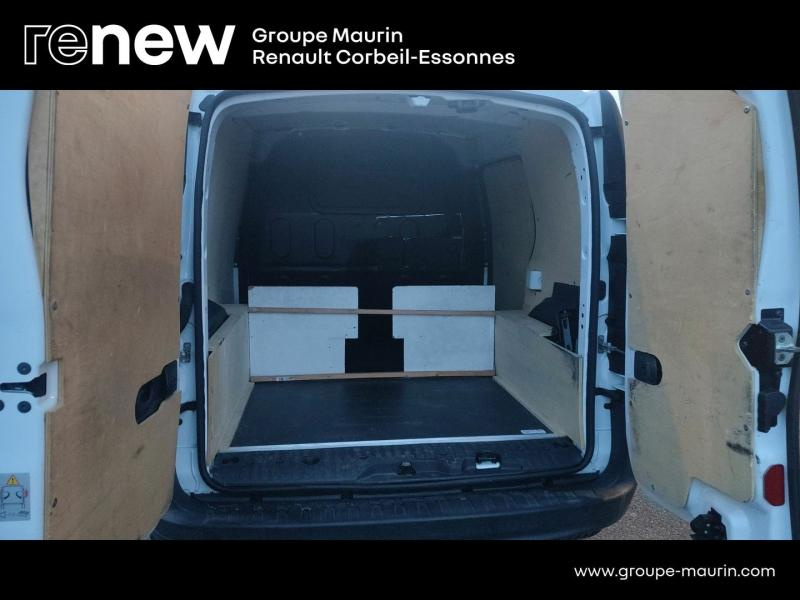 Photo 12 de l’annonce de RENAULT Kangoo Express VUL d’occasion à vendre à CORBEIL-ESSONNES