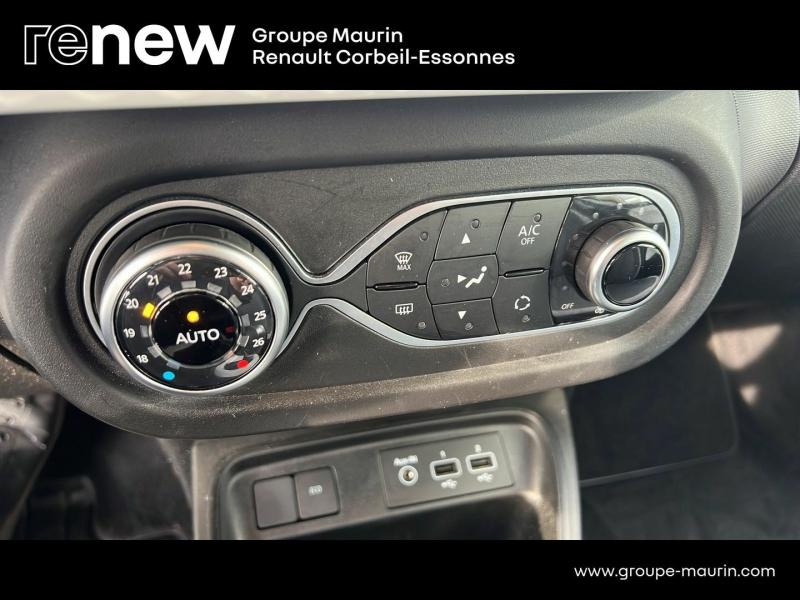 Photo 17 de l’annonce de RENAULT Twingo d’occasion à vendre à CORBEIL-ESSONNES