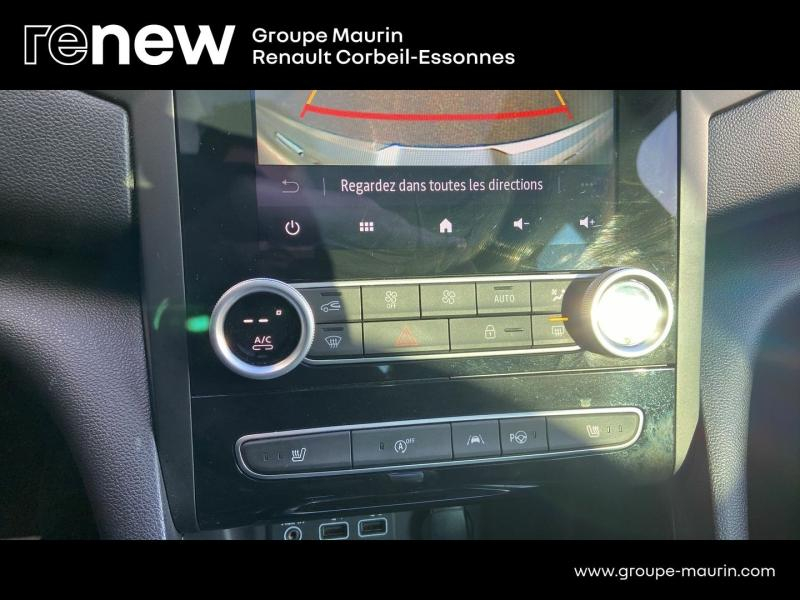 Photo 13 de l’annonce de RENAULT Megane d’occasion à vendre à CORBEIL-ESSONNES